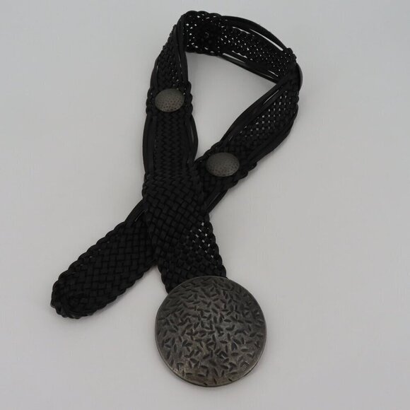 Womens One Size OSFM Faux Leather Black Braided Woven Metal Medallion Belt - Picture 9 of 9
